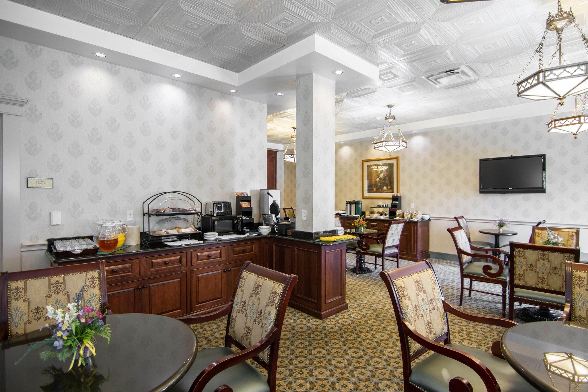 Liberty Hotel, Ascend Hotel Collection Cleburne Extérieur photo