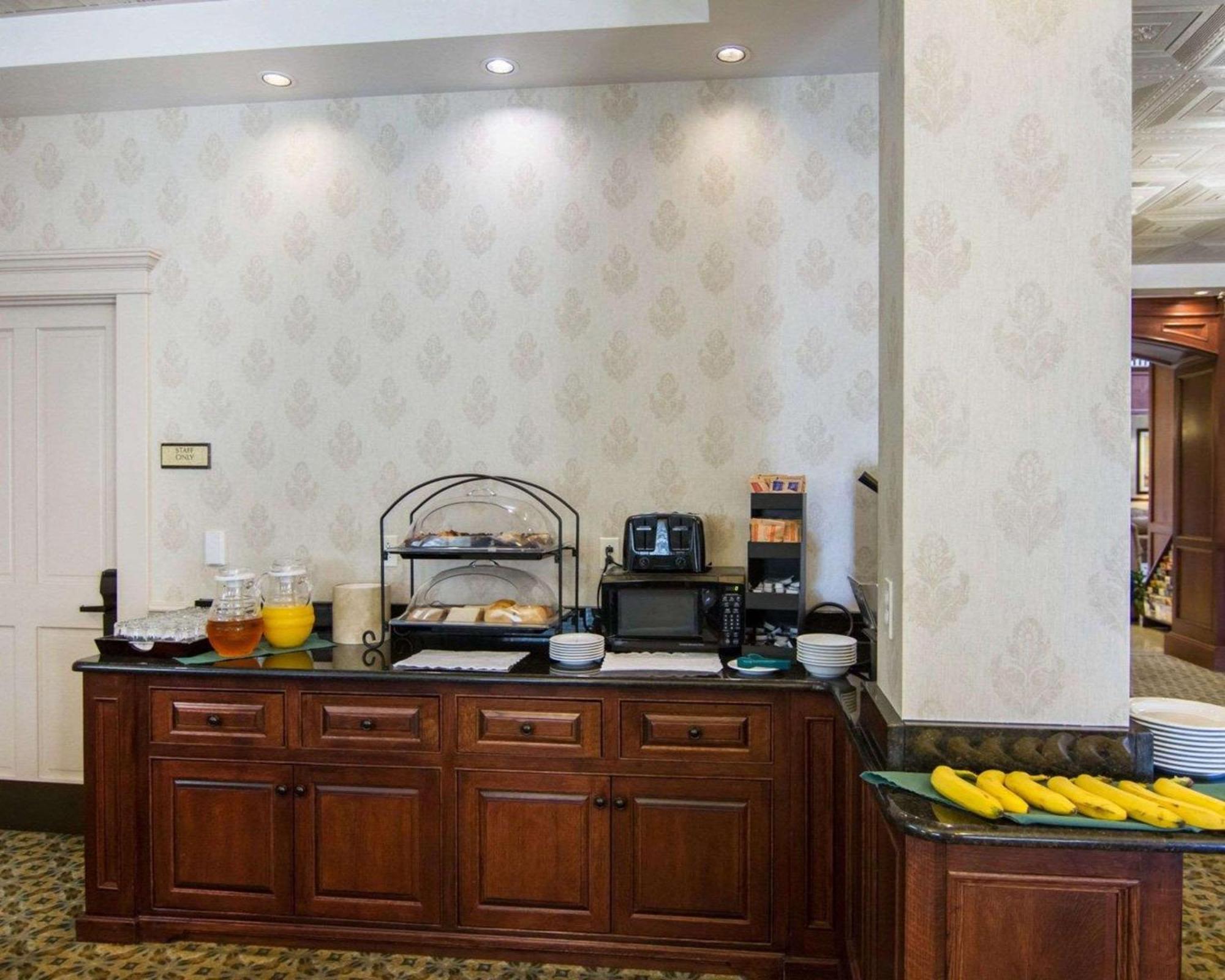 Liberty Hotel, Ascend Hotel Collection Cleburne Extérieur photo