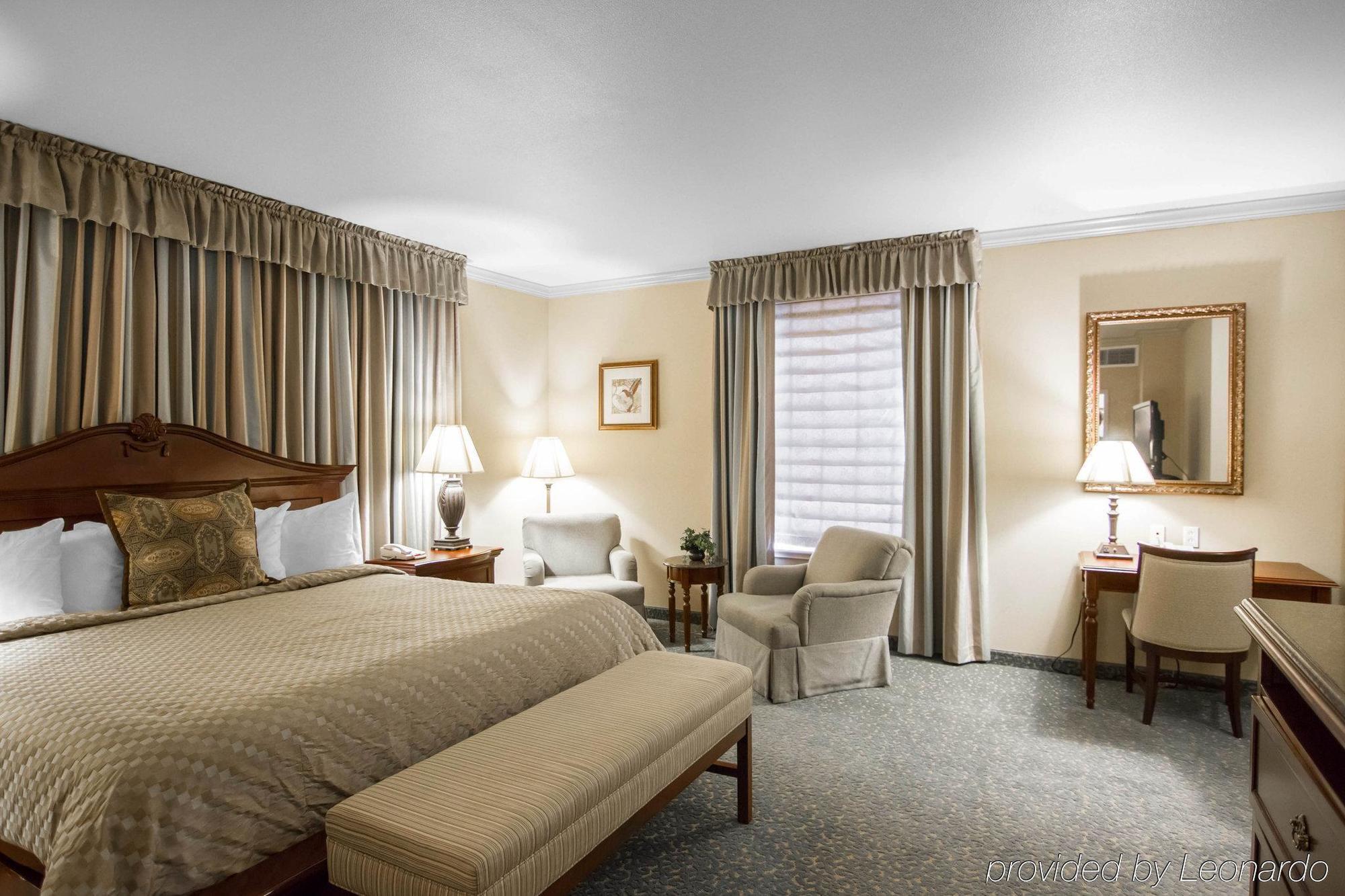 Liberty Hotel, Ascend Hotel Collection Cleburne Extérieur photo
