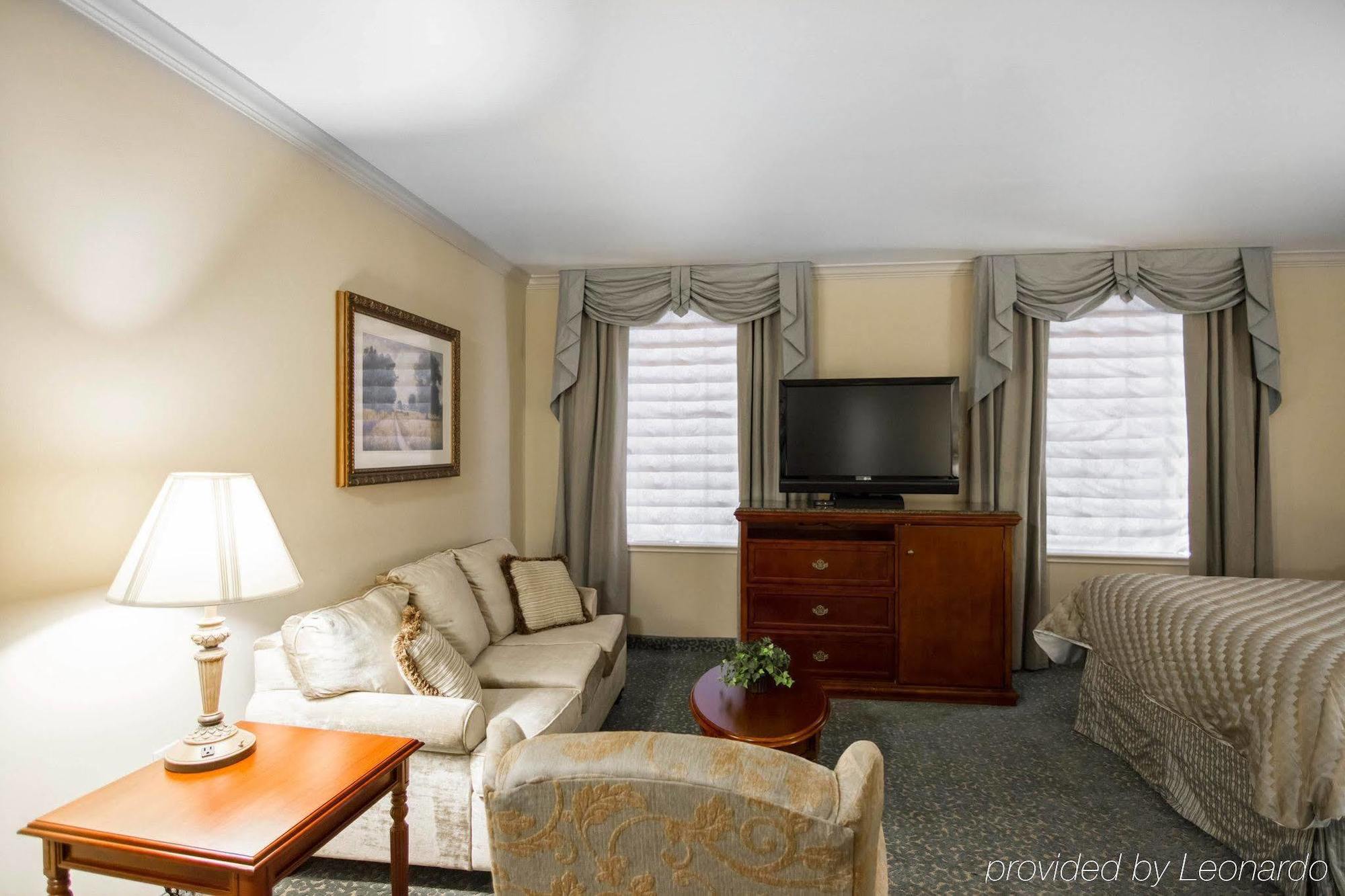 Liberty Hotel, Ascend Hotel Collection Cleburne Extérieur photo