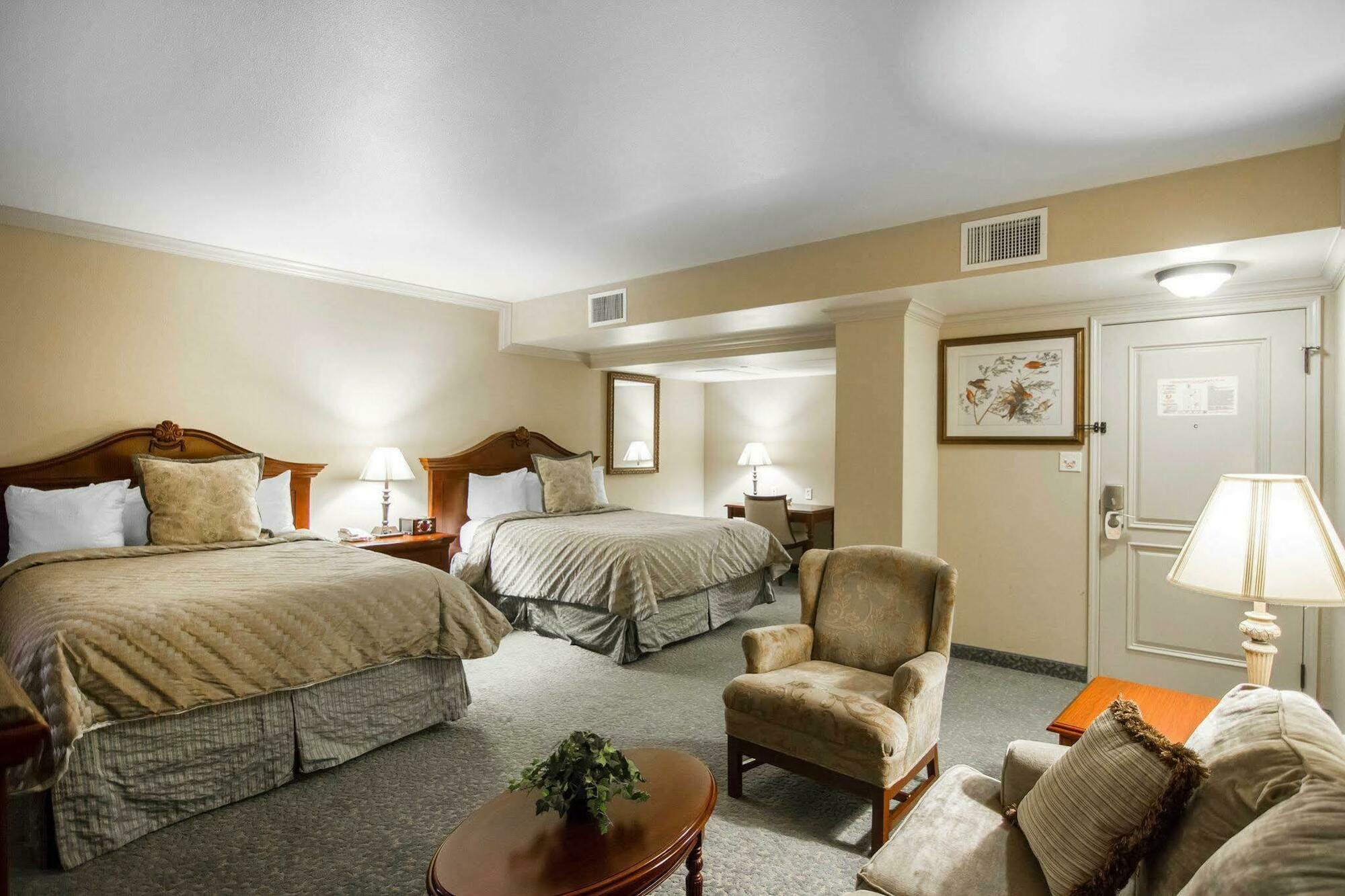 Liberty Hotel, Ascend Hotel Collection Cleburne Extérieur photo